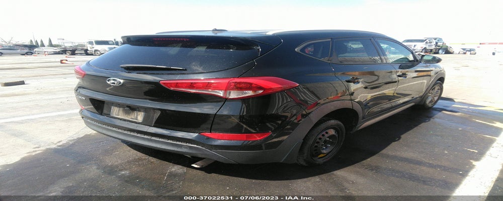 KM8J33A40HU264852 2017 HYUNDAI TUCSON photo no. 4