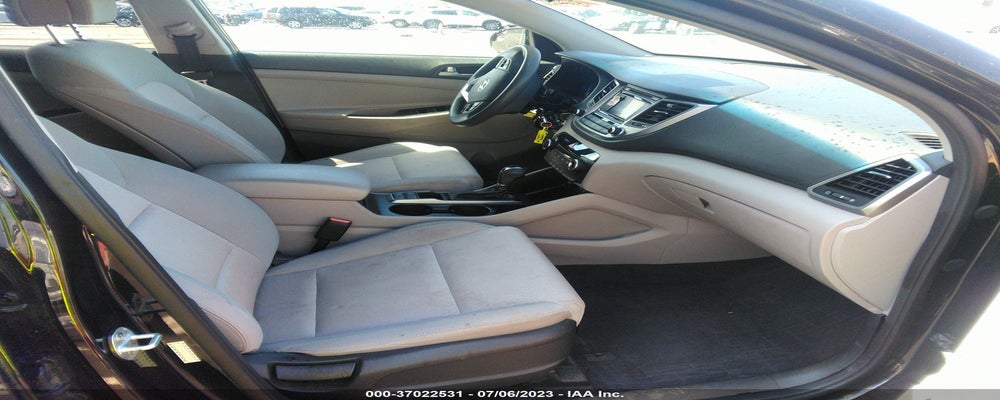 KM8J33A40HU264852 2017 HYUNDAI TUCSON photo no. 5