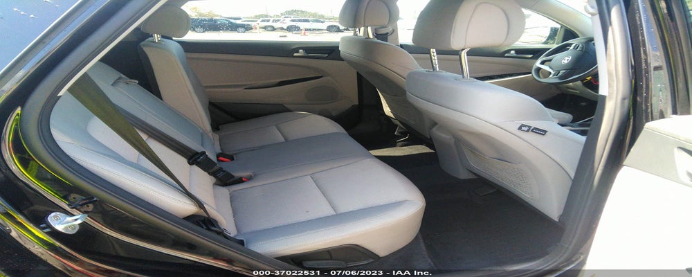 KM8J33A40HU264852 2017 HYUNDAI TUCSON photo no. 8