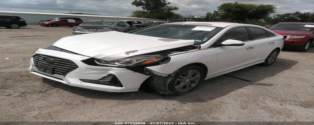 5NPE34AF6JH608746 2018 HYUNDAI SONATA photo no. 2