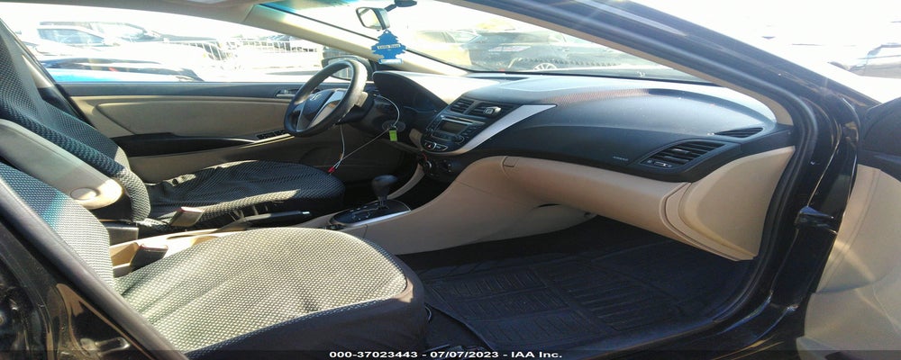 KMHCT4AE0HU378096 2017 HYUNDAI ACCENT photo no. 5