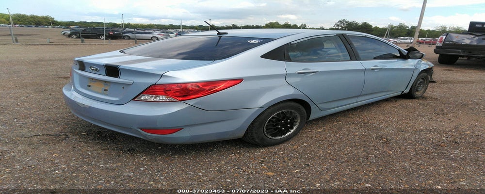 KMHCT4AE3DU477733 2013 HYUNDAI ACCENT photo no. 4