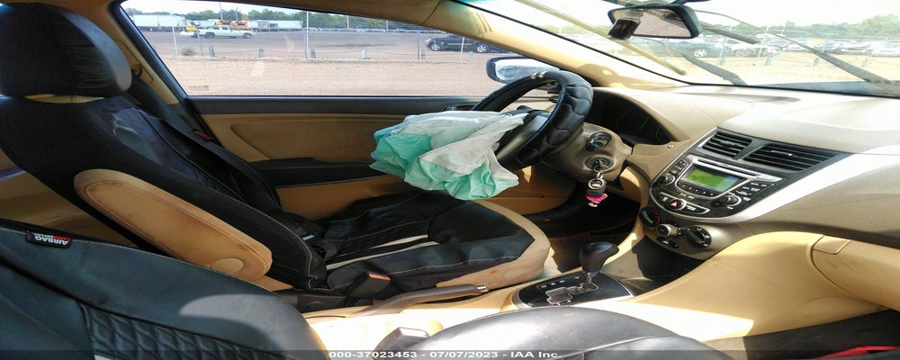 KMHCT4AE3DU477733 2013 HYUNDAI ACCENT photo no. 5