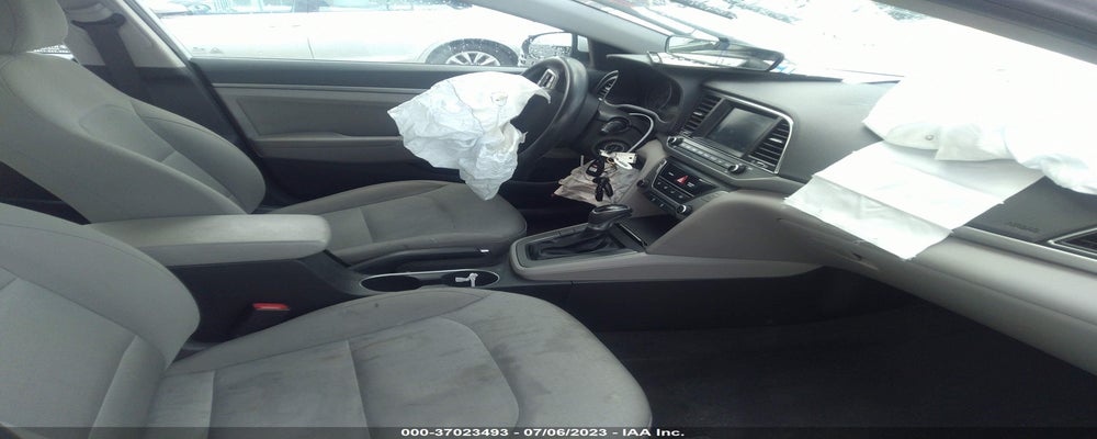 5NPD84LF4JH300257 2018 HYUNDAI ELANTRA photo no. 5