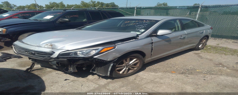 5NPE24AF5FH176807 2015 HYUNDAI SONATA photo no. 2