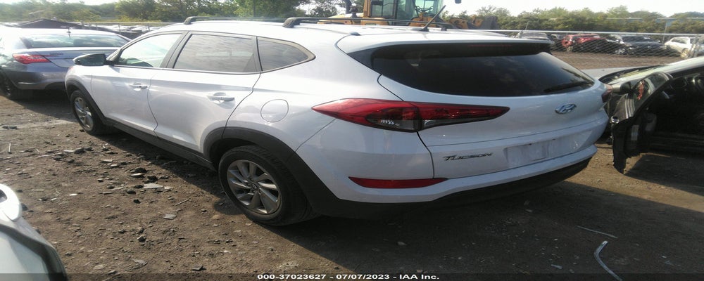 KM8J33A43GU235344 2016 HYUNDAI TUCSON photo no. 3