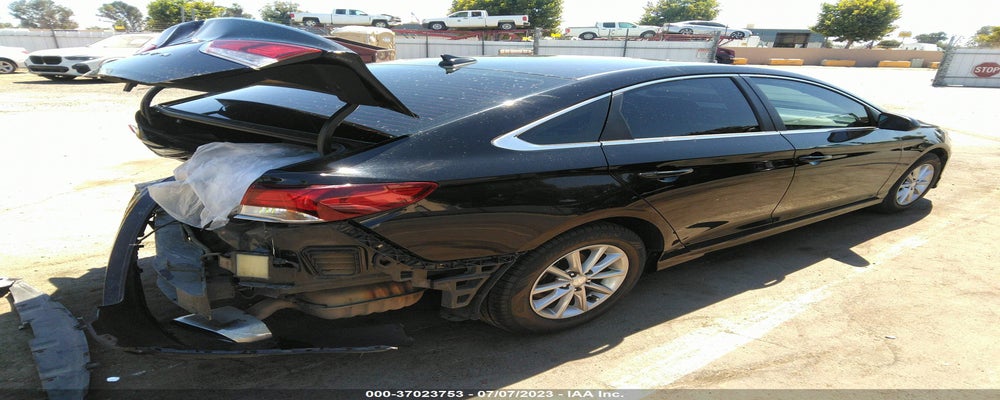 5NPE24AF7JH677139 2018 HYUNDAI SONATA photo no. 4