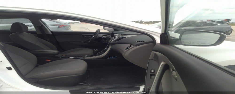 5NPDH4AE5GH792882 2016 HYUNDAI ELANTRA photo no. 5