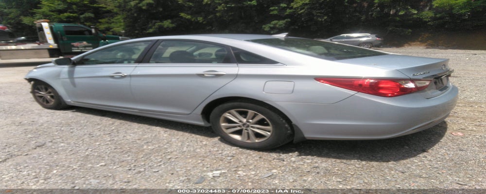 5NPEB4AC4DH723746 2013 HYUNDAI SONATA photo no. 3