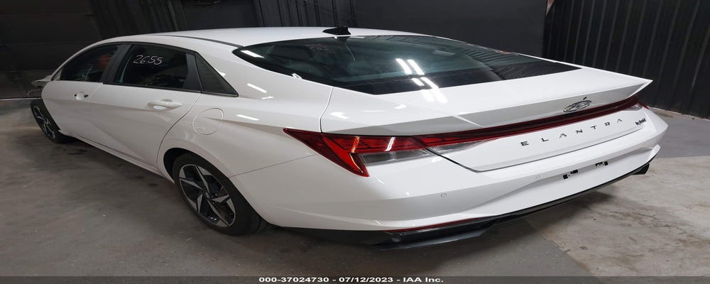 KMHLN4AJ3PU038513 2023 HYUNDAI ELANTRA HYBRID photo no. 3