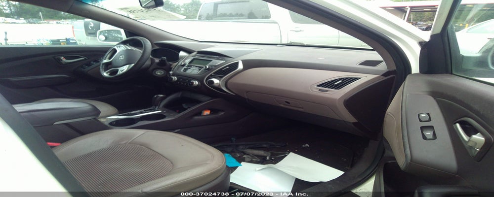 KM8JU3AC1CU468475 2012 HYUNDAI TUCSON photo no. 5
