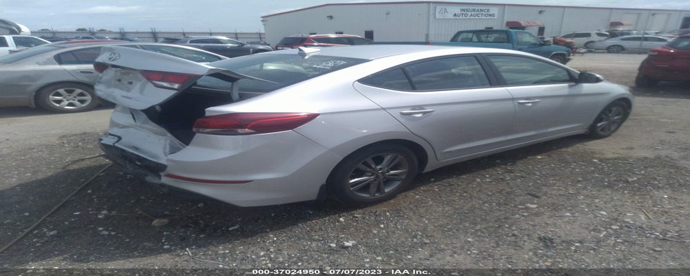5NPD84LF8HH163575 2017 HYUNDAI ELANTRA photo no. 4