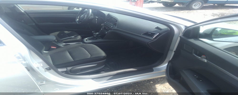 5NPD84LF8HH163575 2017 HYUNDAI ELANTRA photo no. 5