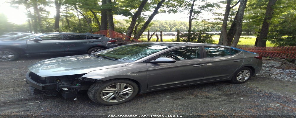 5NPD84LF3KH475407 2019 HYUNDAI ELANTRA photo no. 2