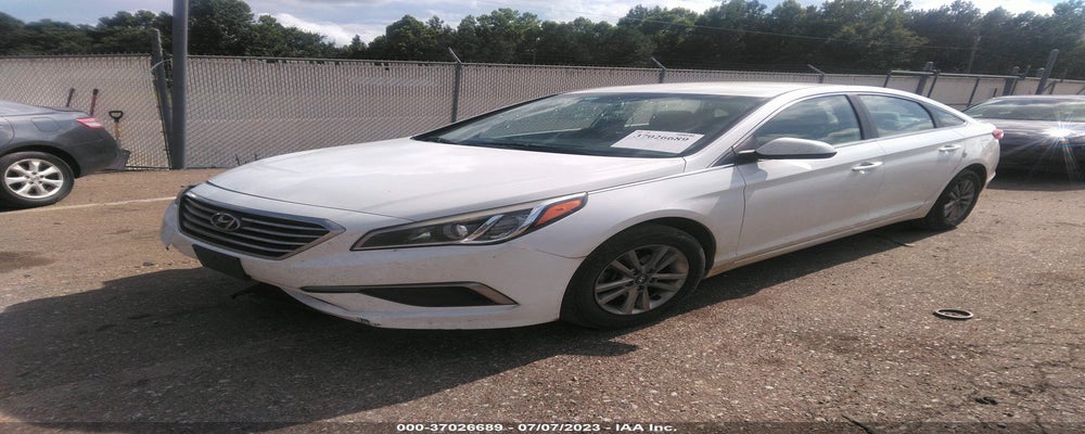 5NPE24AF3GH385044 2016 HYUNDAI SONATA photo no. 2
