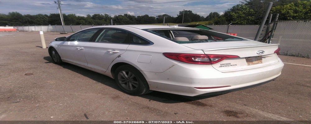 5NPE24AF3GH385044 2016 HYUNDAI SONATA photo no. 3