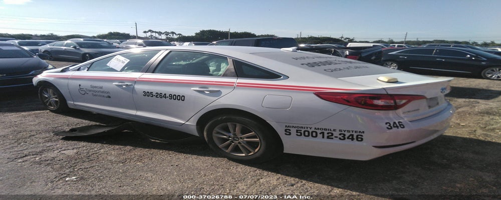 5NPE24AF7HH517420 2017 HYUNDAI SONATA photo no. 3
