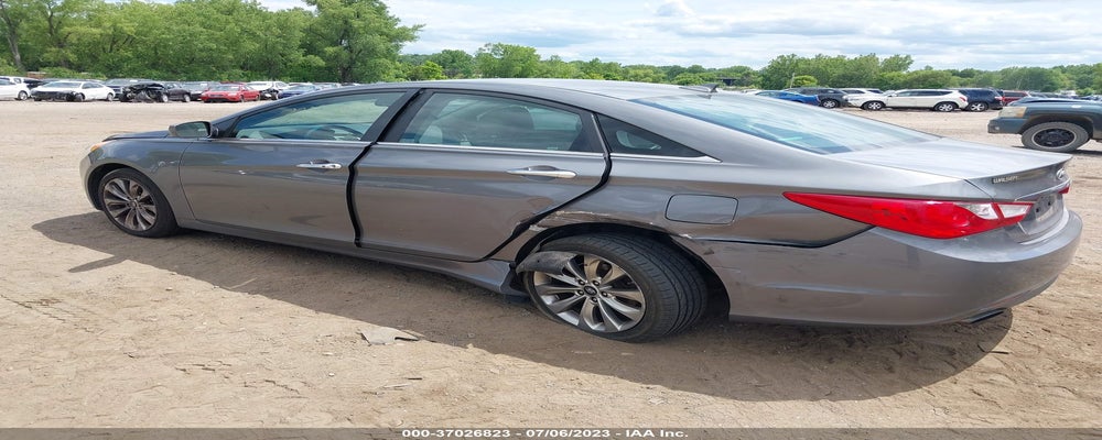 5NPEB4AC7BH078247 2011 HYUNDAI SONATA photo no. 3