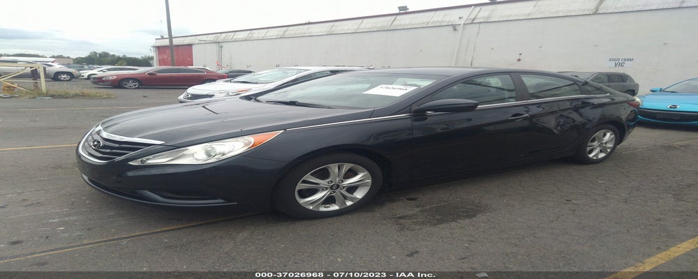 5NPEB4ACXBH071907 2011 HYUNDAI SONATA photo no. 2