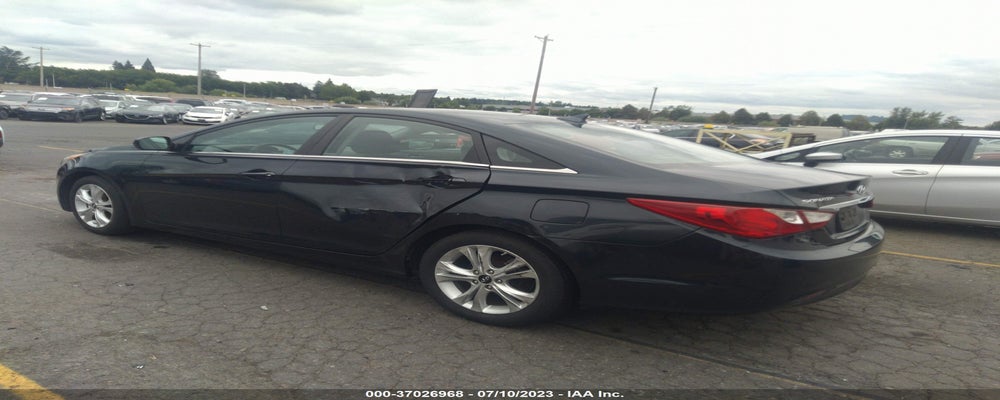 5NPEB4ACXBH071907 2011 HYUNDAI SONATA photo no. 3