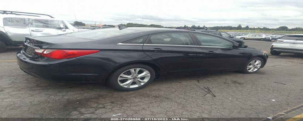 5NPEB4ACXBH071907 2011 HYUNDAI SONATA photo no. 4