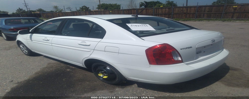 KMHCN4AC3BU586330 2011 HYUNDAI ACCENT photo no. 3