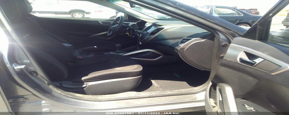 KMHTC6AD1CU055803 2012 HYUNDAI VELOSTER photo no. 5