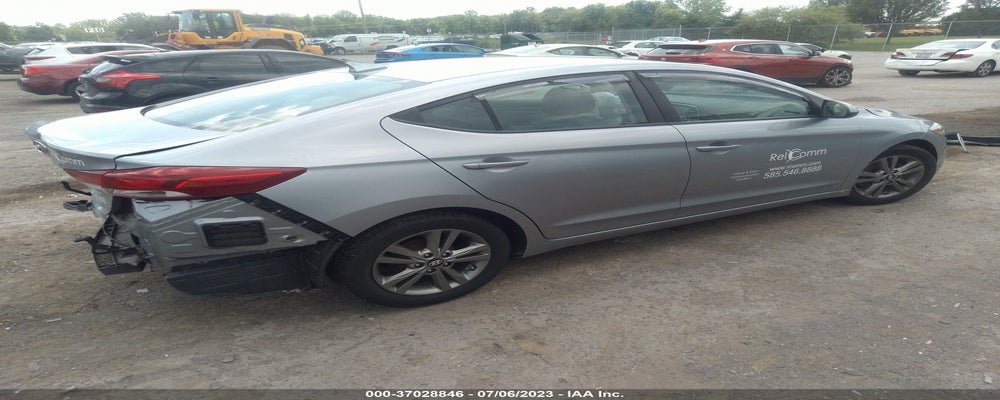 5NPD84LF8HH029312 2017 HYUNDAI ELANTRA photo no. 4