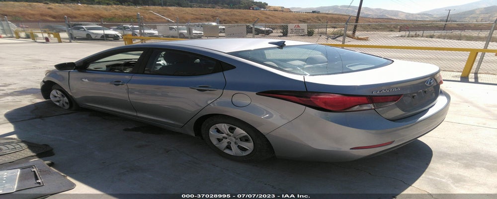5NPDH4AE5GH709032 2016 HYUNDAI ELANTRA photo no. 3