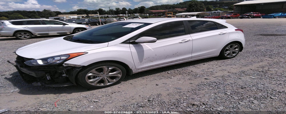 KMHD35LH6FU243963 2015 HYUNDAI ELANTRA GT photo no. 2