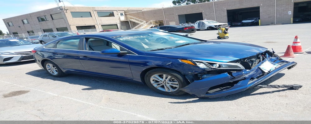 5NPE24AF4GH418617 2016 HYUNDAI SONATA photo no. 2