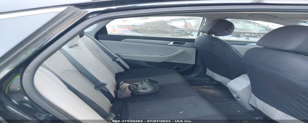 5NPE24AF0FH260064 2015 HYUNDAI SONATA photo no. 8