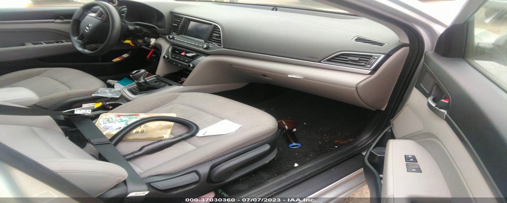 5NPD84LF8JH307390 2018 HYUNDAI ELANTRA photo no. 5