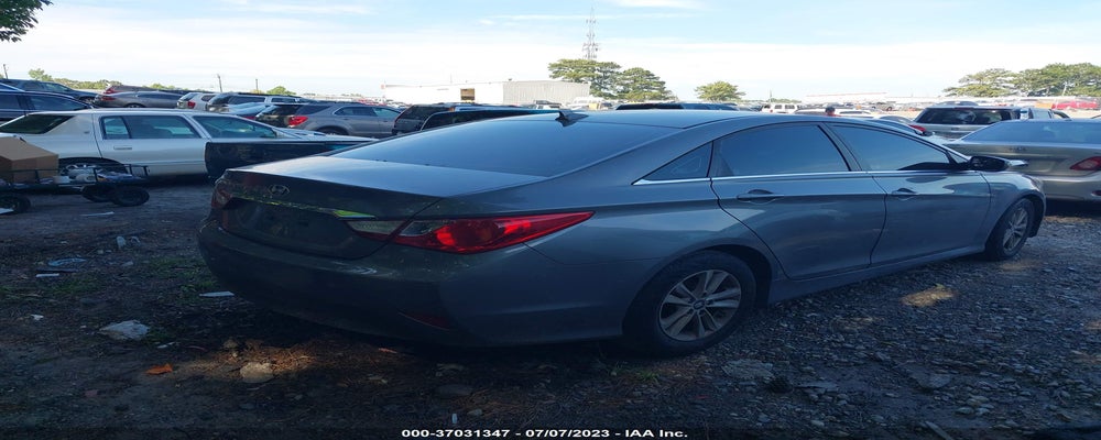 5NPEB4AC2EH832241 2014 HYUNDAI SONATA photo no. 4