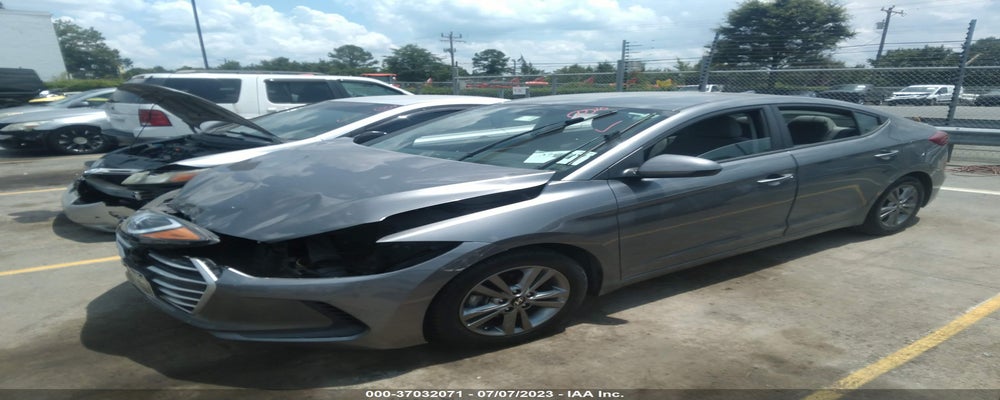 5NPD84LF0JH272294 2018 HYUNDAI ELANTRA photo no. 2