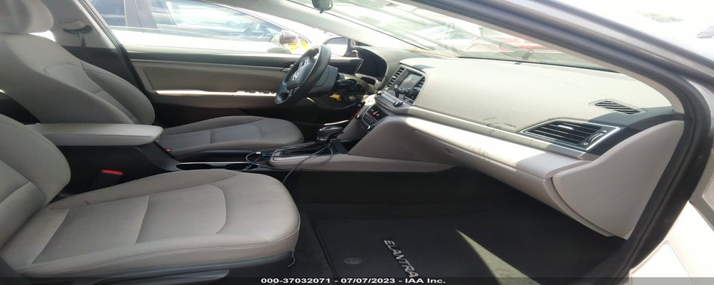 5NPD84LF0JH272294 2018 HYUNDAI ELANTRA photo no. 5