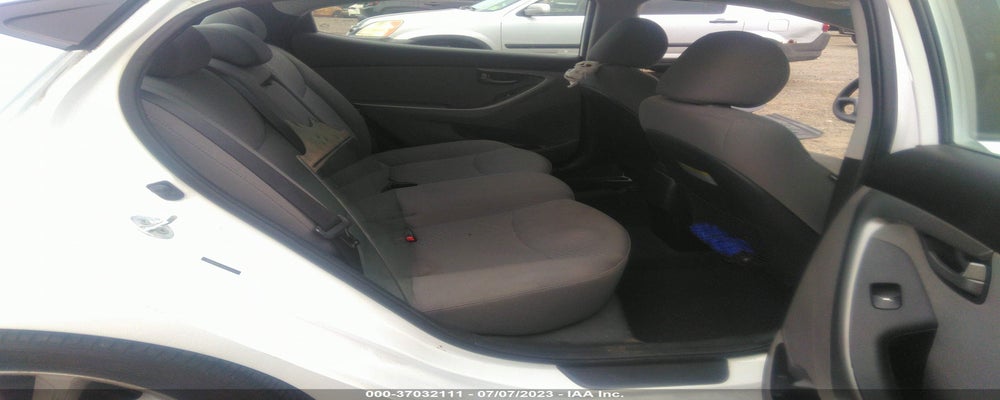 5NPDH4AE7FH611053 2015 HYUNDAI ELANTRA photo no. 8