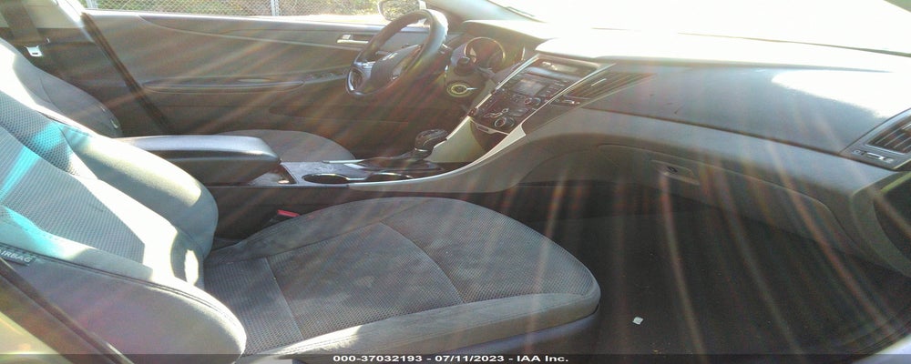 2T1BURHE8EC118229 2013 HYUNDAI SONATA photo no. 5