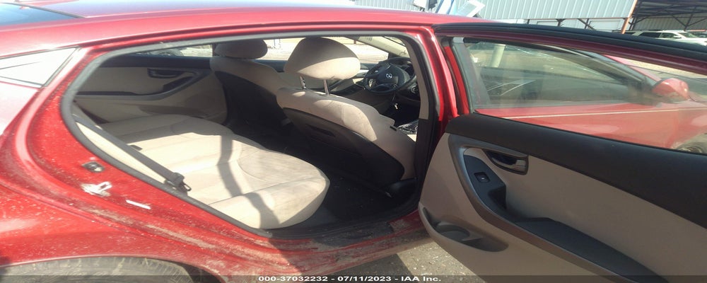 KMHDH4AE6GU655807 2016 HYUNDAI ELANTRA photo no. 8