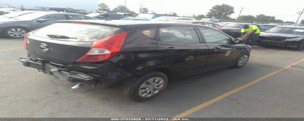 KMHCT5AE4HU335242 2017 HYUNDAI ACCENT photo no. 4