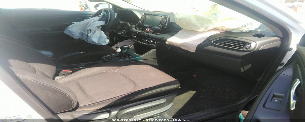KMHH35LE6JU055136 2018 HYUNDAI ELANTRA GT photo no. 5