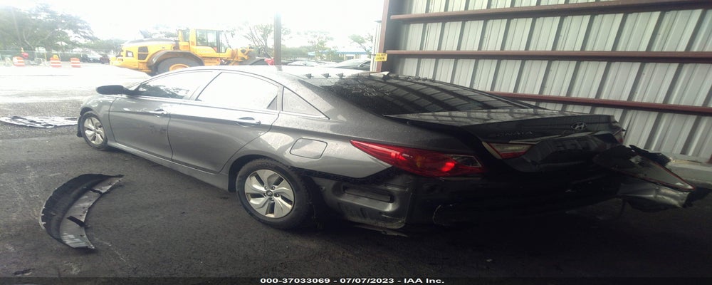 5NPEB4AC0EH822193 2014 HYUNDAI SONATA photo no. 3