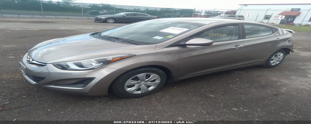 5NPDH4AE2GH776946 2016 HYUNDAI ELANTRA photo no. 2