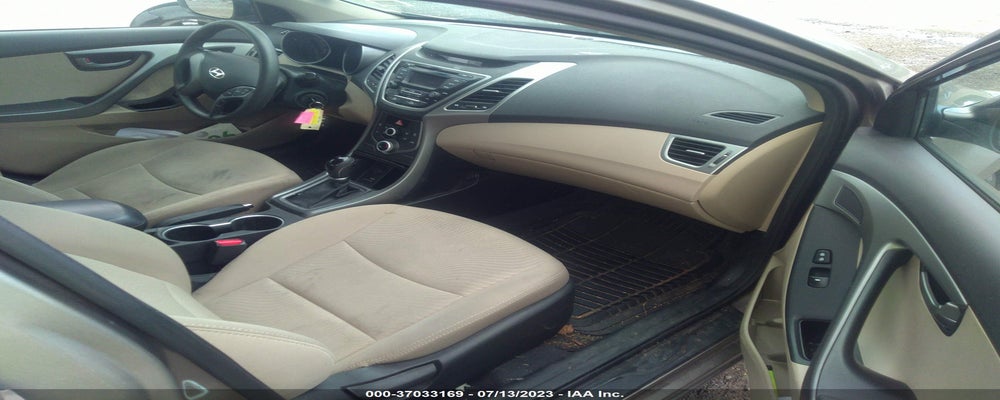 5NPDH4AE2GH776946 2016 HYUNDAI ELANTRA photo no. 5