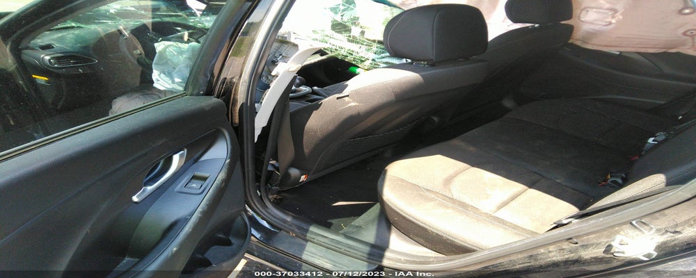 KMHH35LE3JU038200 2018 HYUNDAI ELANTRA GT photo no. 8