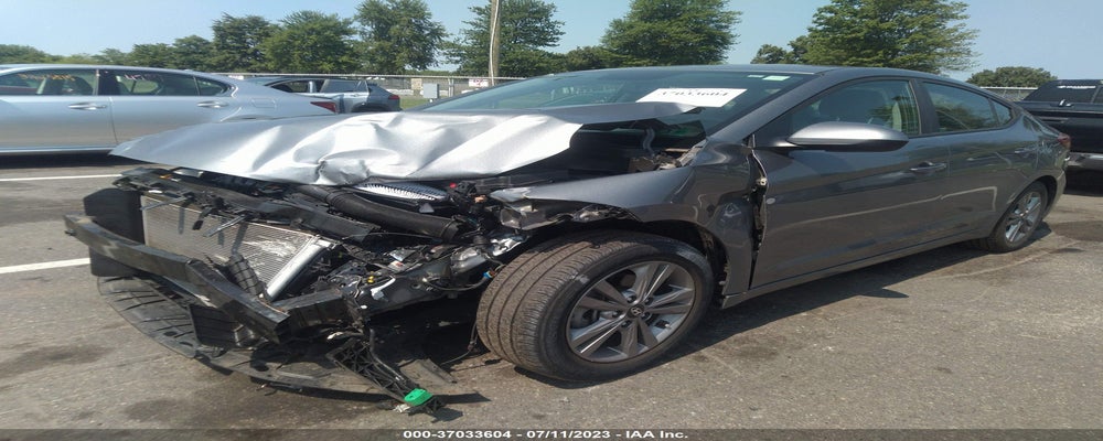 KMHD84LF4JU557467 2018 HYUNDAI ELANTRA photo no. 2