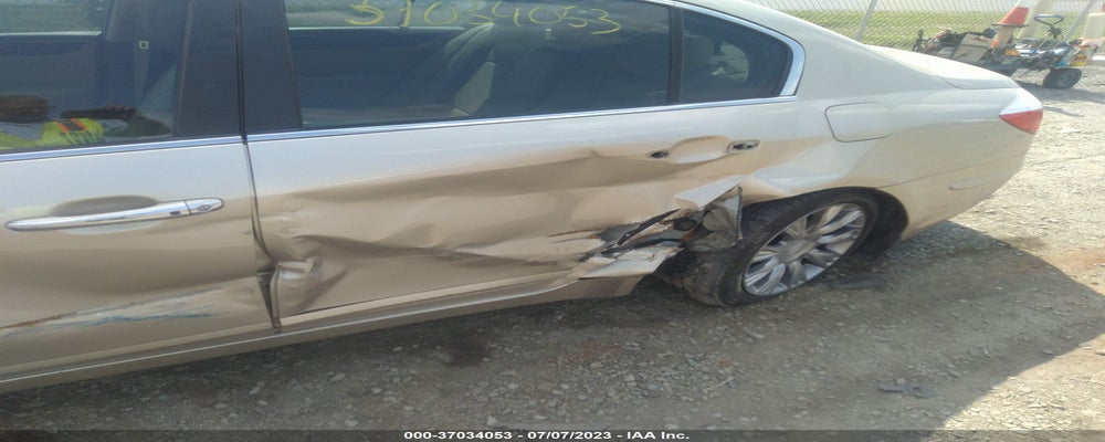 KMHGC4DE3BU117582 2011 HYUNDAI GENESIS photo no. 6