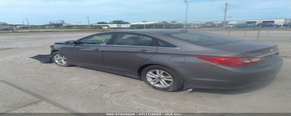 5NPEB4ACXDH630584 2013 HYUNDAI SONATA photo no. 3