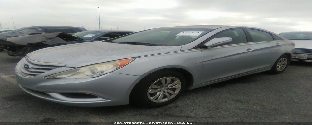 5NPEB4AC9BH269927 2011 HYUNDAI SONATA photo no. 2