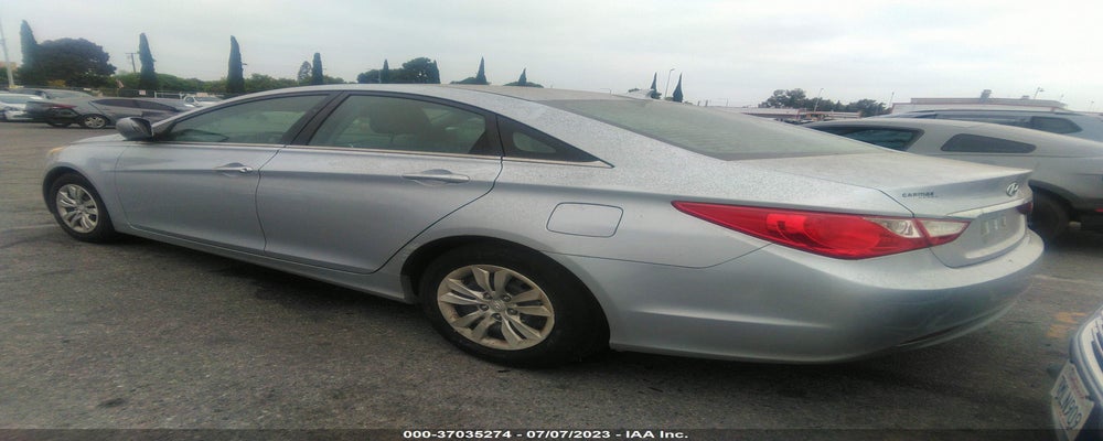 5NPEB4AC9BH269927 2011 HYUNDAI SONATA photo no. 3